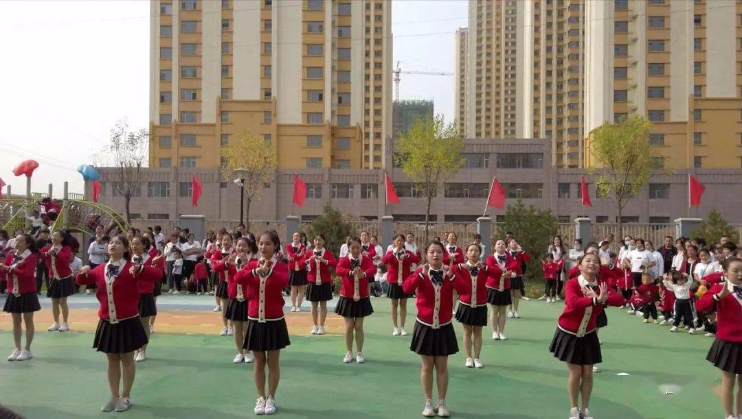 幼兒園教師舞蹈，融合創(chuàng)新與傳統(tǒng)魅力的精彩展示